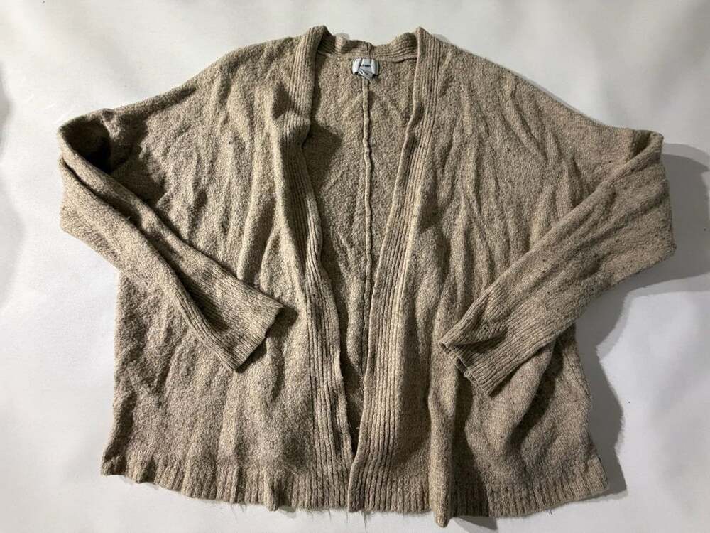 Old Navy M Beige Tan Cardigan Open Front Long Sleeve Fuzzy Cozy Knit Layer